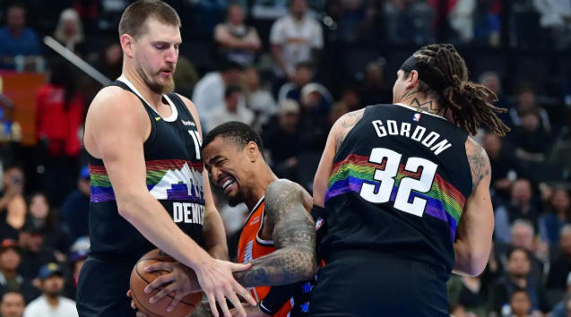 NBA直播赛后情书:掘金球星约基奇狂砍55分，8天内再创历史纪录